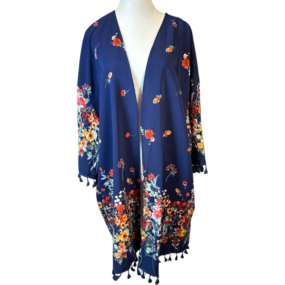 Emery Rose Floral Kimono NWOT - Picture 6 of 6